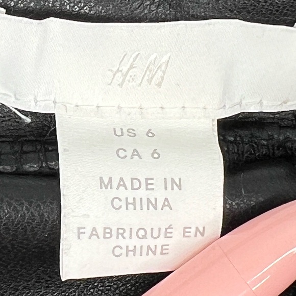 H&M, Size:6, Black Paperbag Vegan Leather, High Rise Tapered Leg Pants, EUC! - Picture 3 of 13